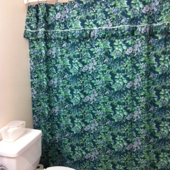 Vintage EUC Laura Ashley Bramble Shower Curtain w/ Ruffle 70"x 74" - Picture 4 of 8